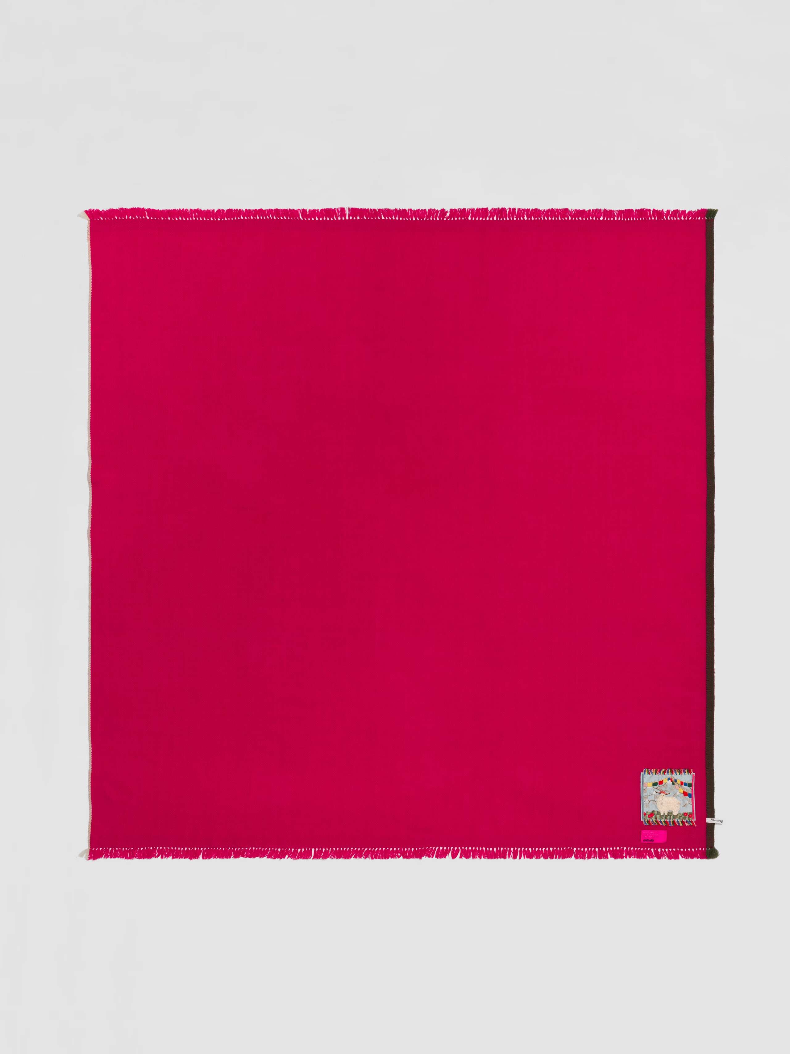 Picture of a bright pink cashmere stole