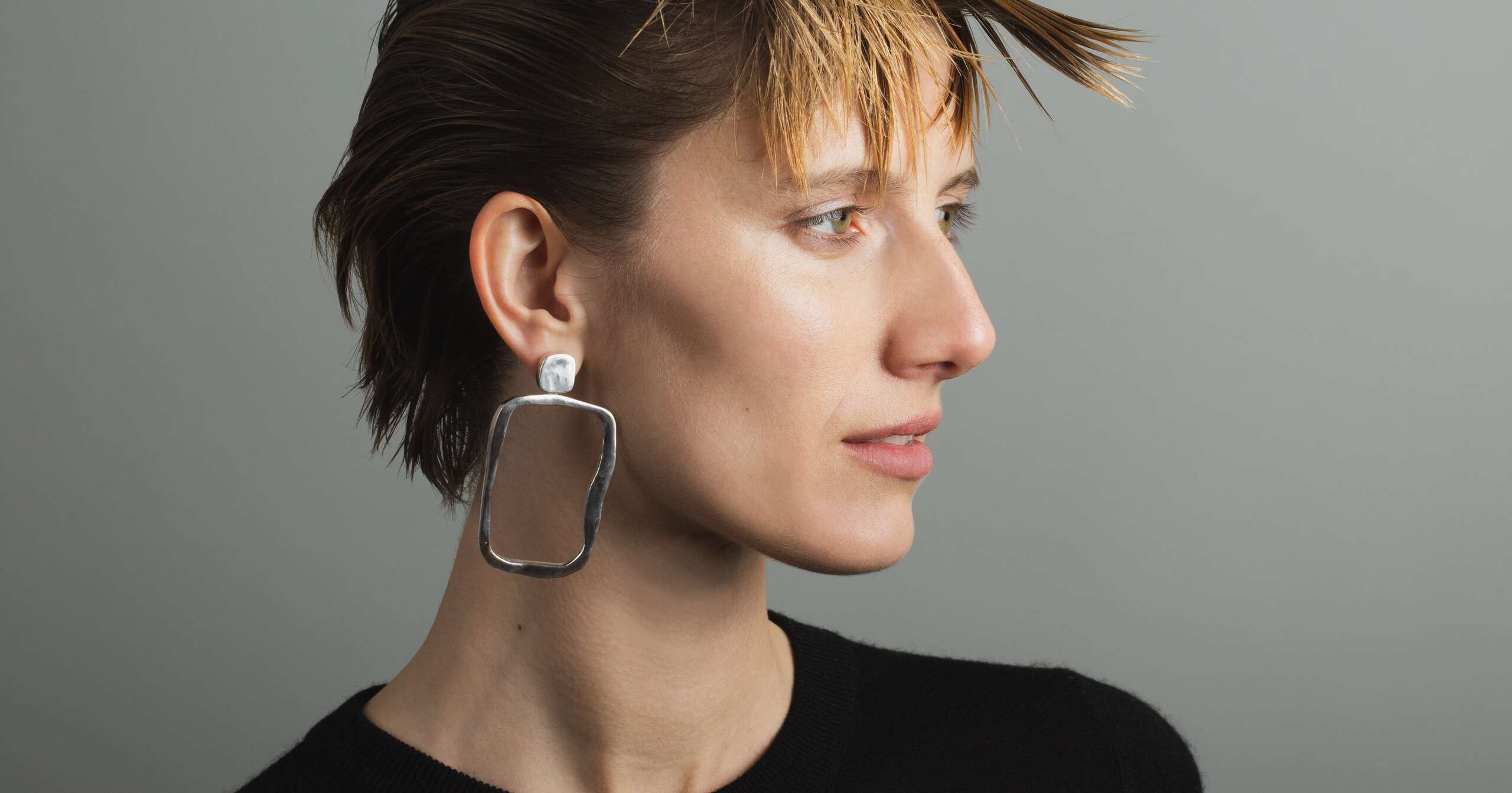 Earrings jewellery