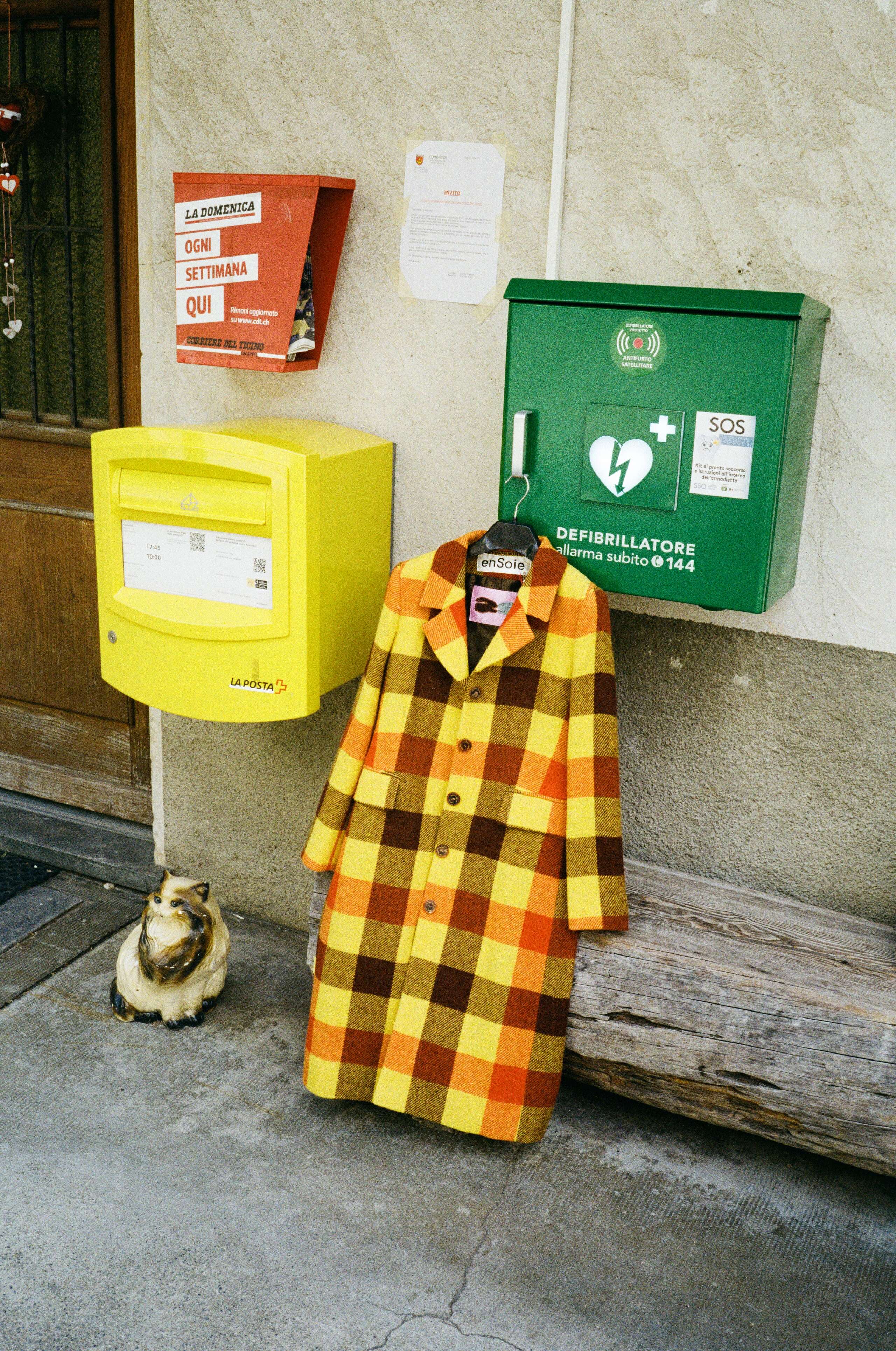 AW23